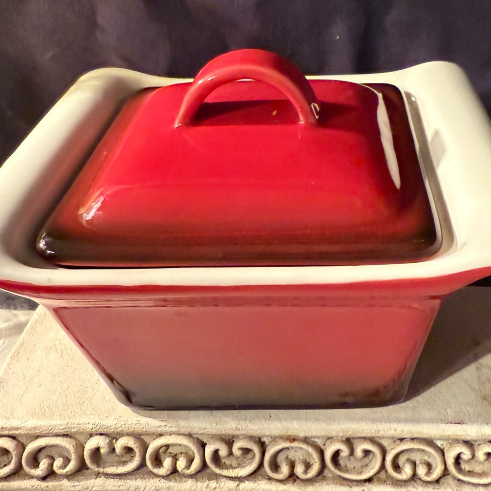 Ciroa red, baking stoneware crock. 6”